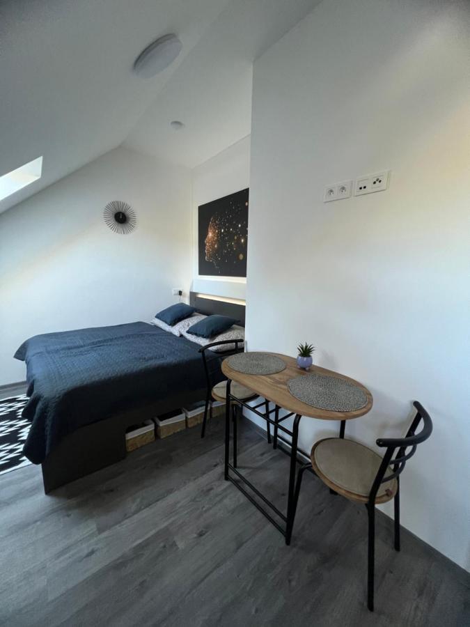Hobiti - Frodo Apartment *